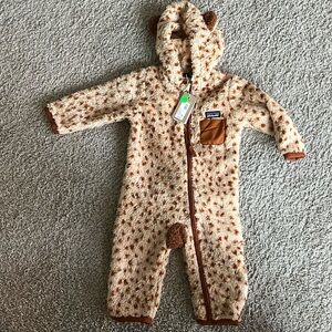 Patagonia Baby Furry Friends Bunting NWT